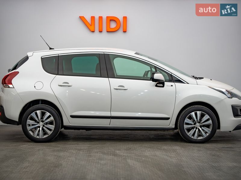 Внедорожник / Кроссовер Peugeot 3008 2016 в Киеве