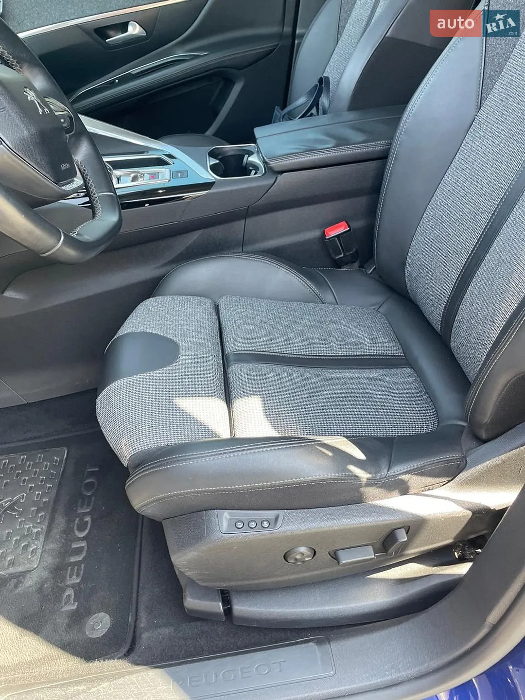 2018 Peugeot 3008 - мініатюра 16