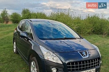 Позашляховик / Кросовер Peugeot 3008 2011 в Калуші