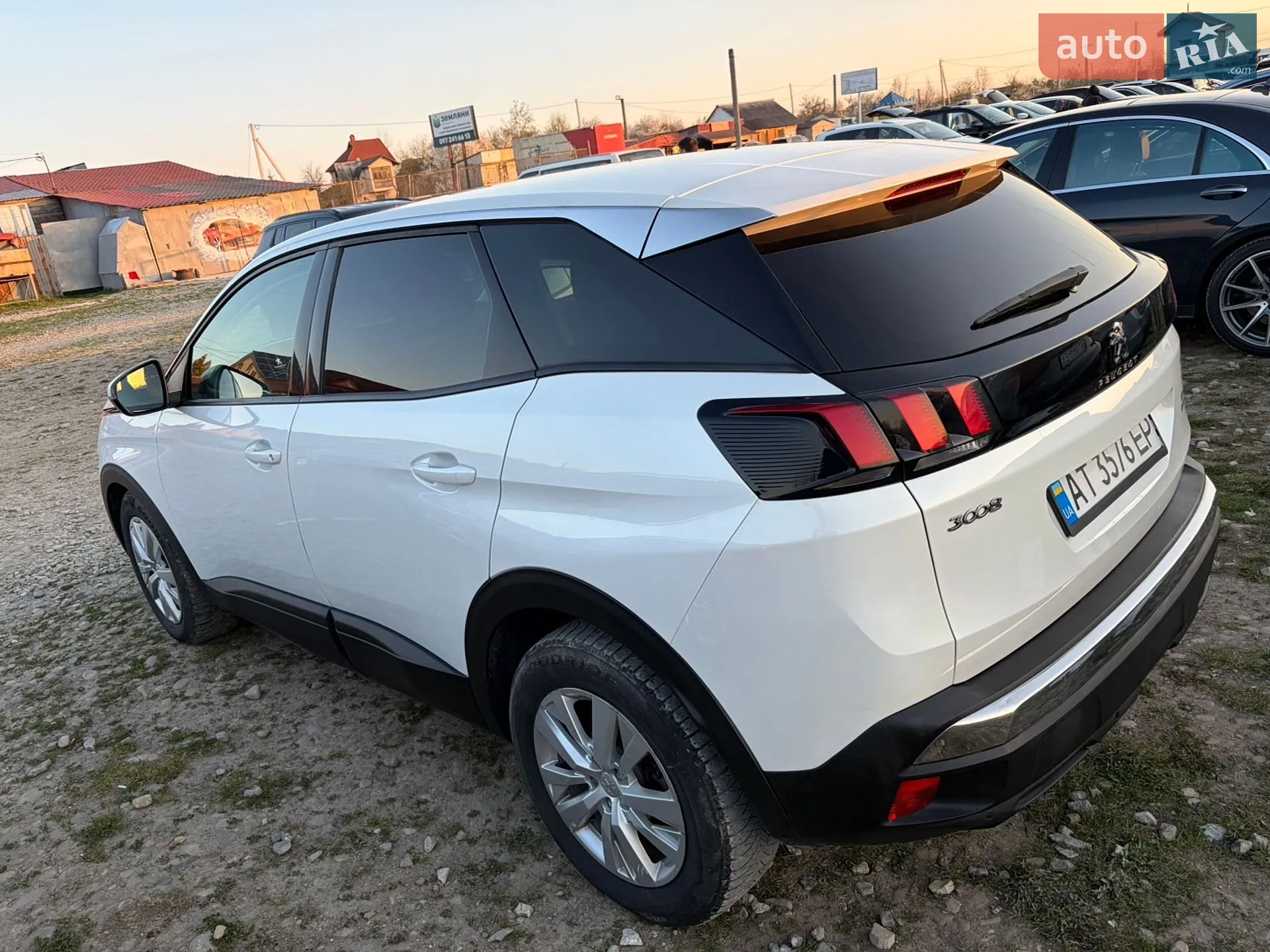 Peugeot 3008 2017 VIN VF3MCBHZWHS196452 фото оголошення 4 з 15