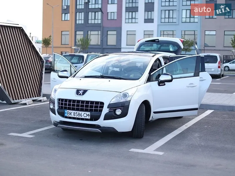 Peugeot 3008 2011