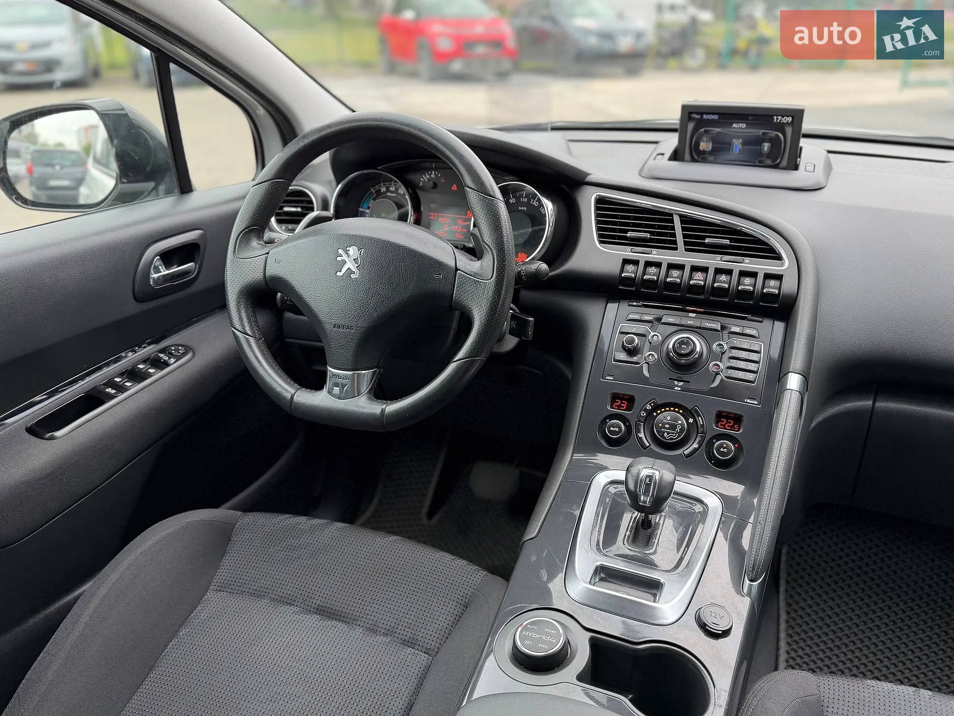 2013 Peugeot 3008 - мініатюра 31