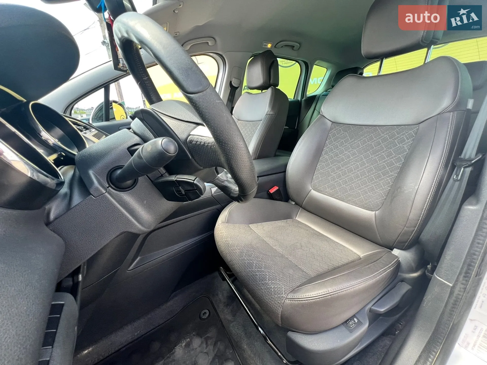 2013 Peugeot 3008 - мініатюра 12