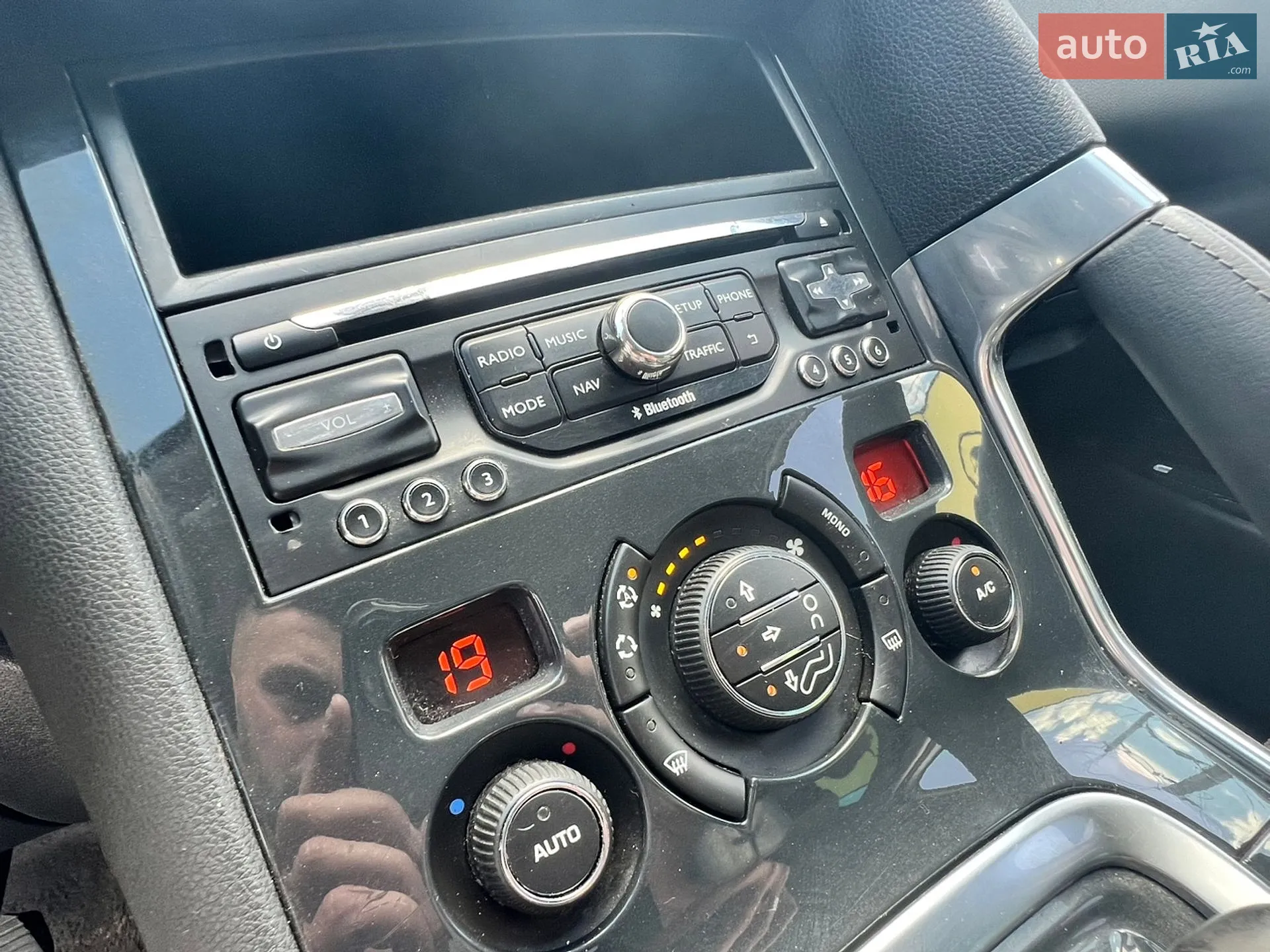 2013 Peugeot 3008 - мініатюра 19