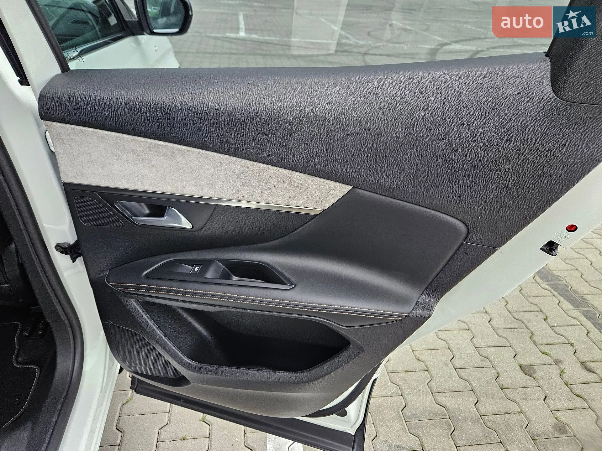 2021 Peugeot 3008 - мініатюра 26