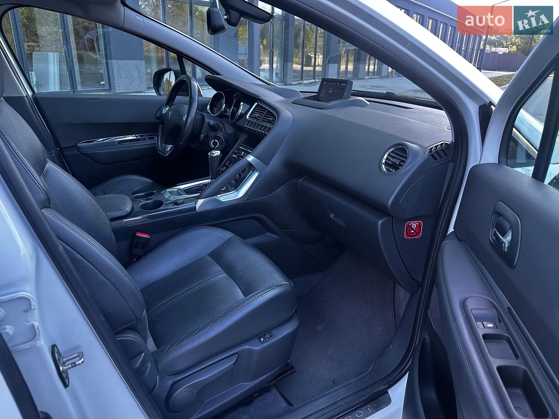 2016 Peugeot 3008 - мініатюра 33