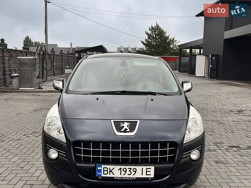 Peugeot 3008 2011