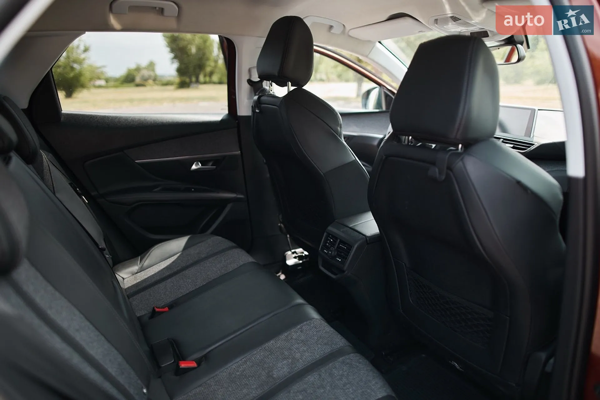 2017 Peugeot 3008 - мініатюра 9