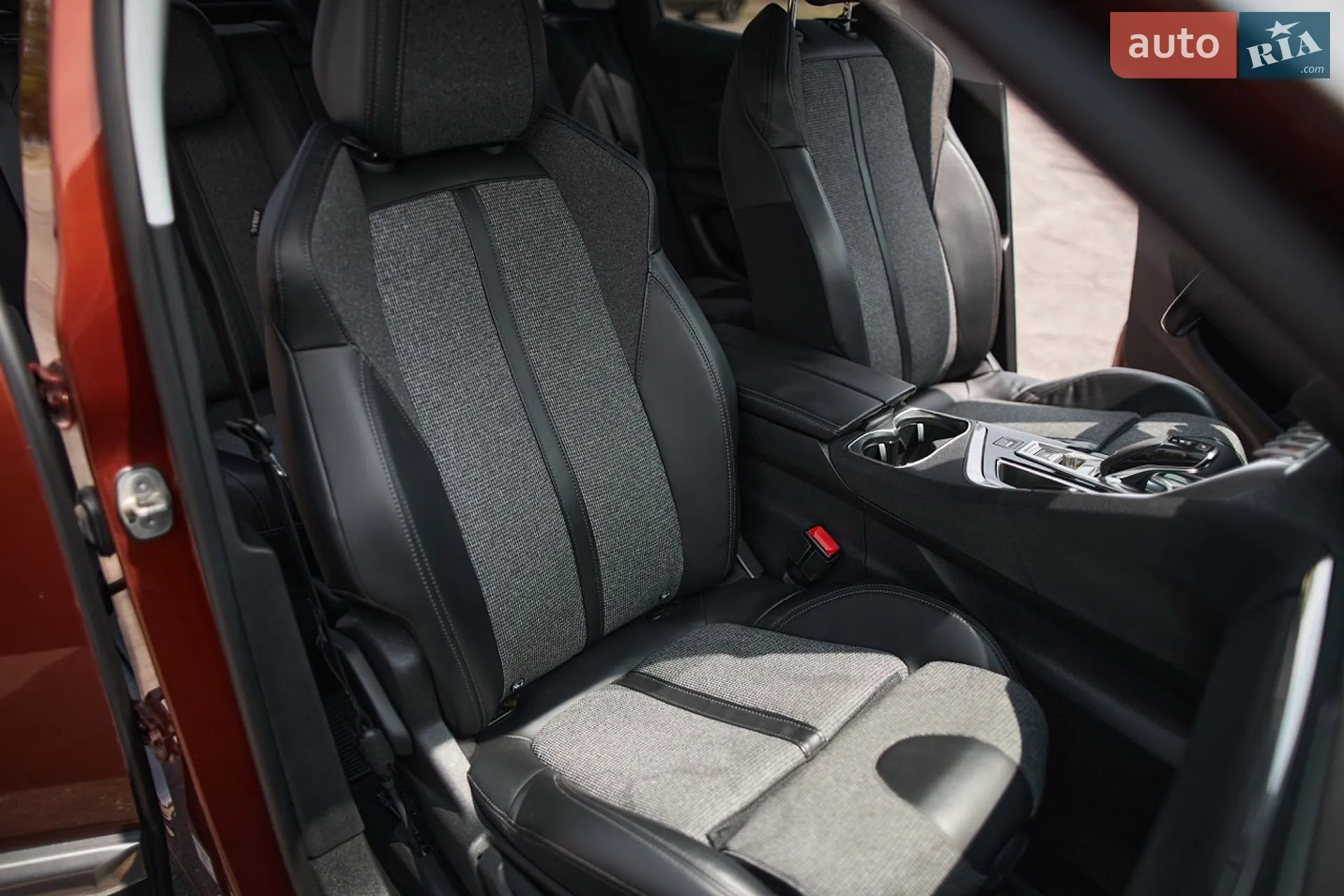 2017 Peugeot 3008 - мініатюра 11