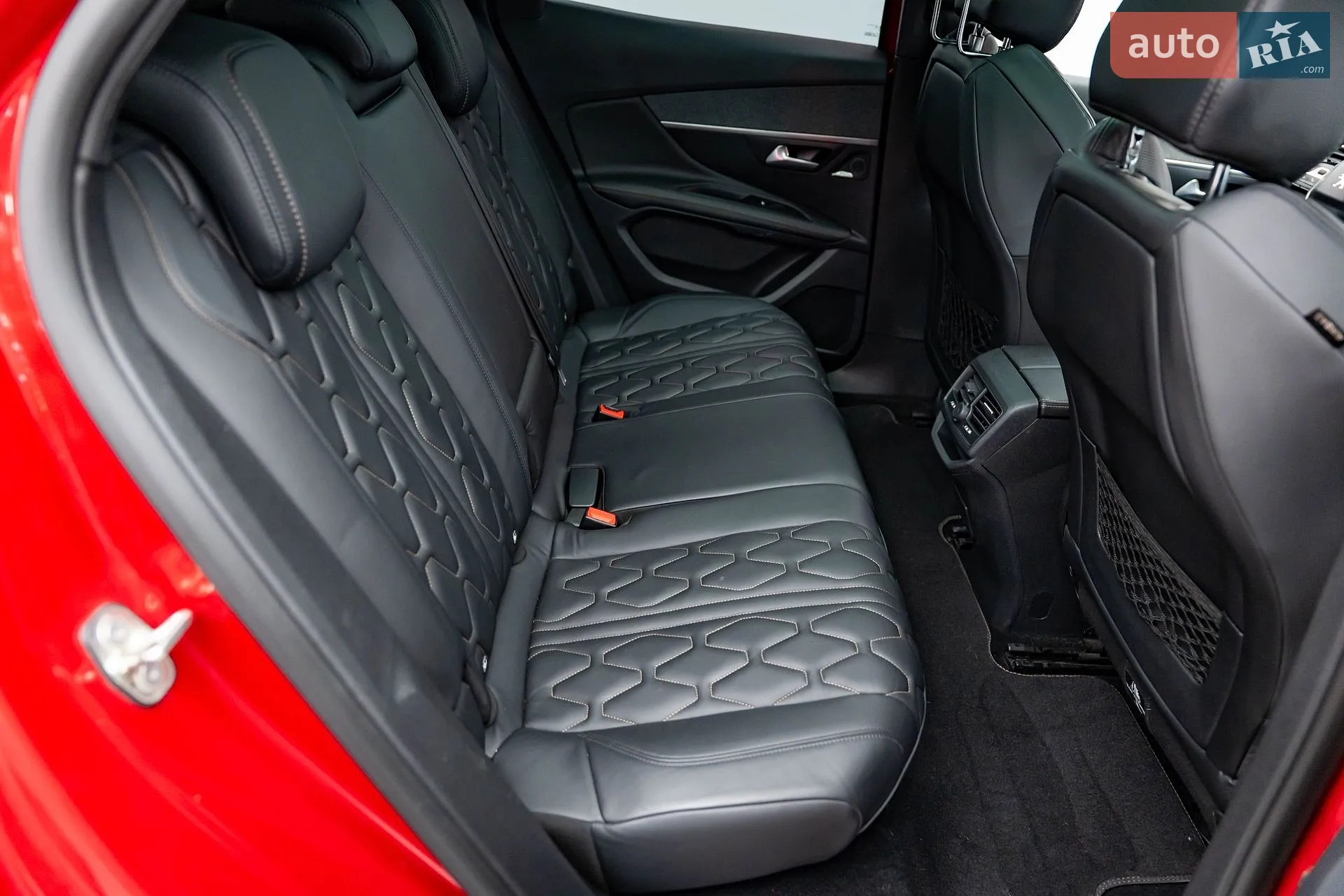 2017 Peugeot 3008 - мініатюра 31