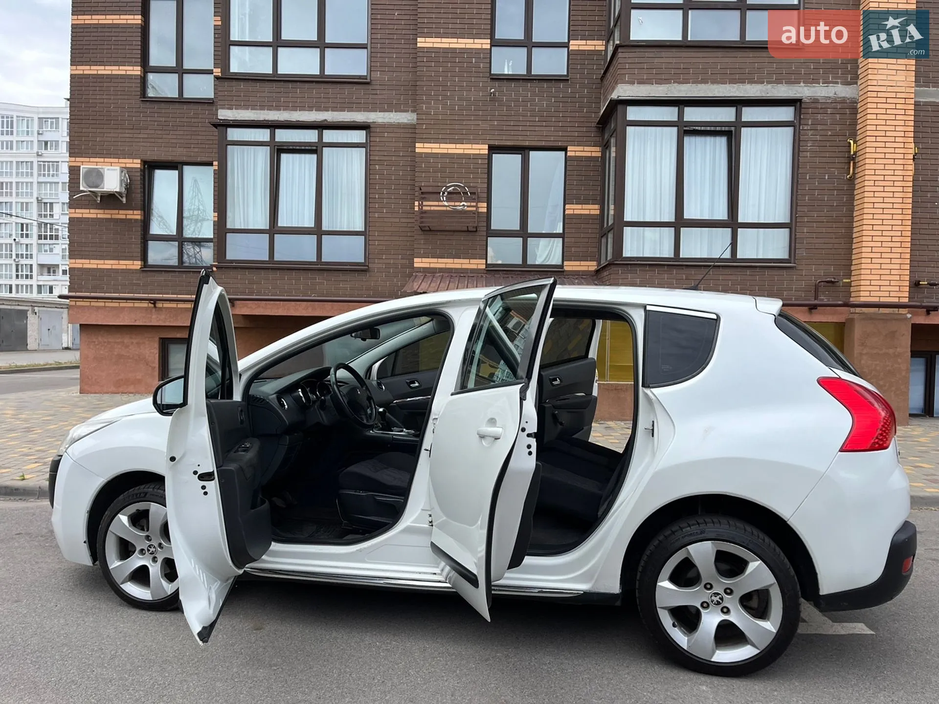 2011 Peugeot 3008 - мініатюра 33