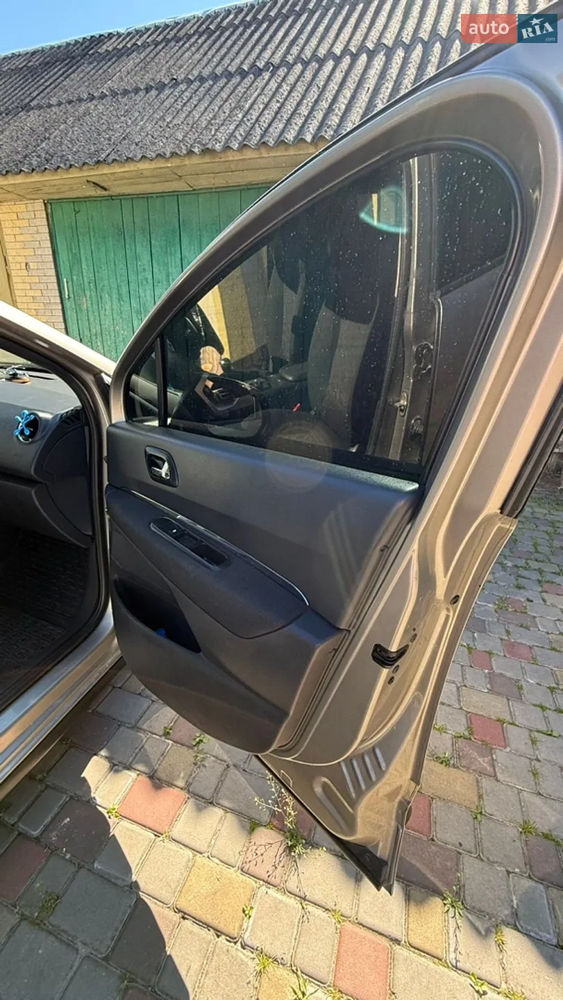 2011 Peugeot 3008 - мініатюра 16