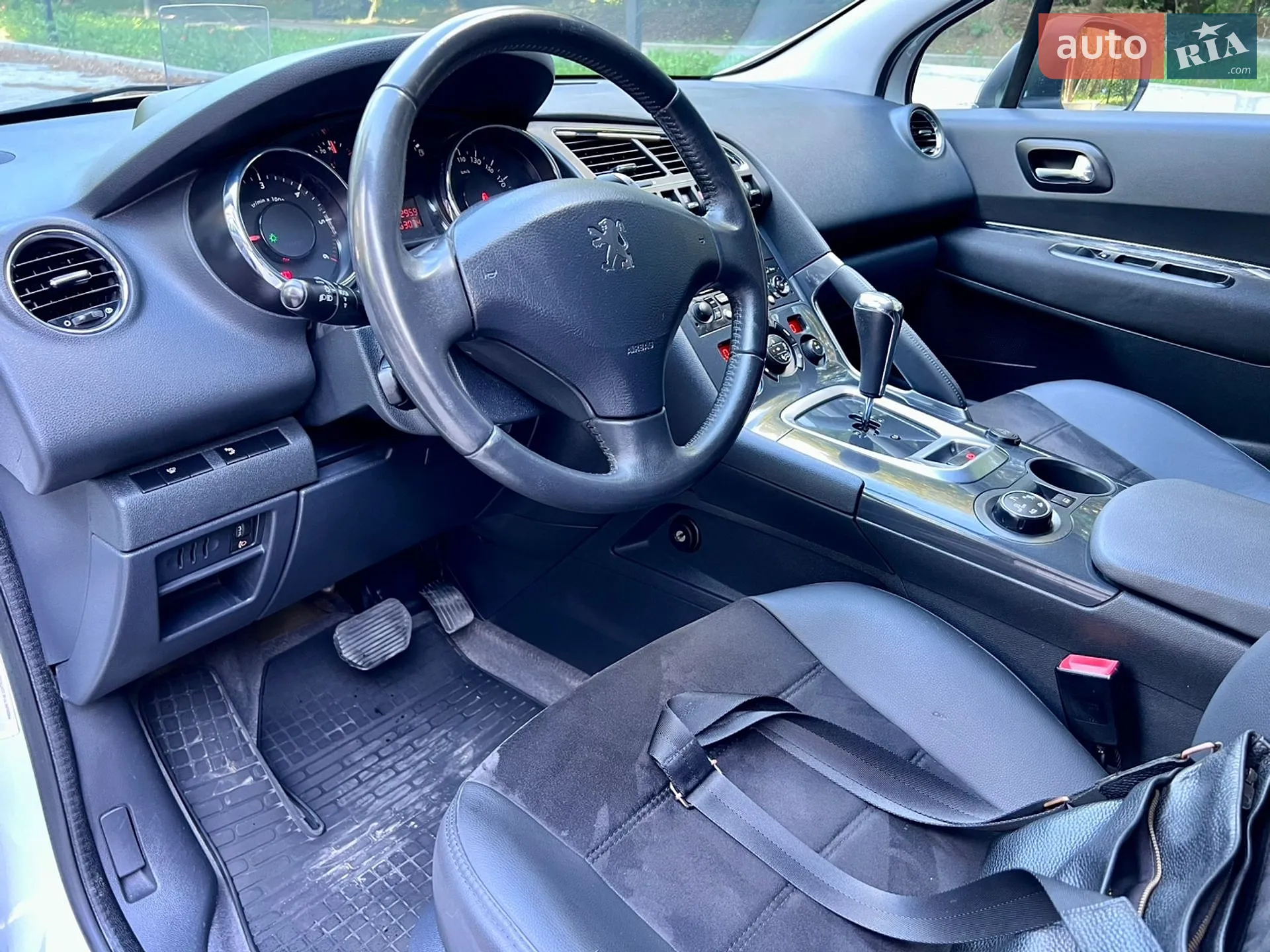 Peugeot 3008 2011 VIN VF30U9HR8BS229023 фото оголошення 41 з 77