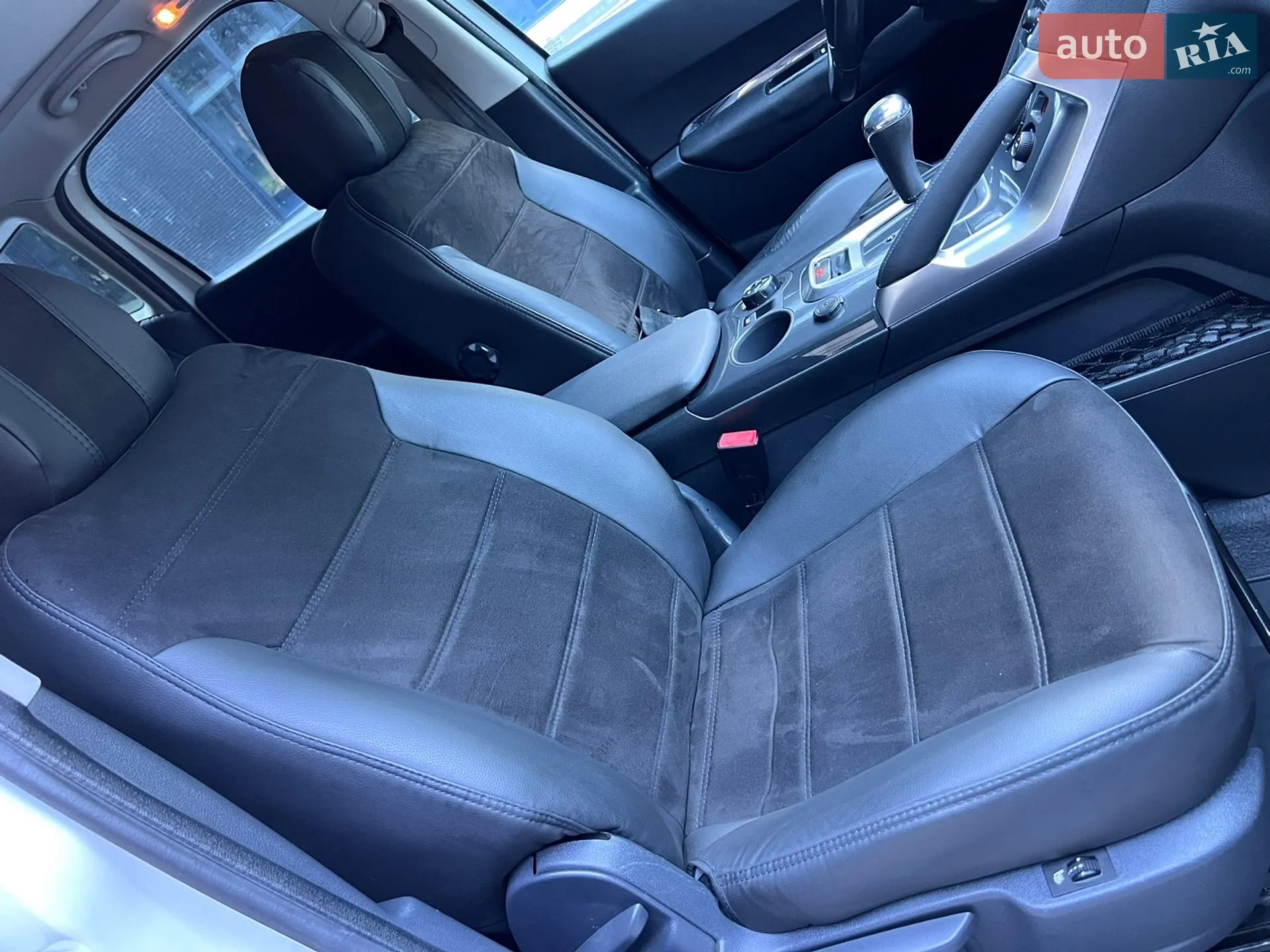 Peugeot 3008 2011 VIN VF30U9HR8BS229023 фото оголошення 52 з 77