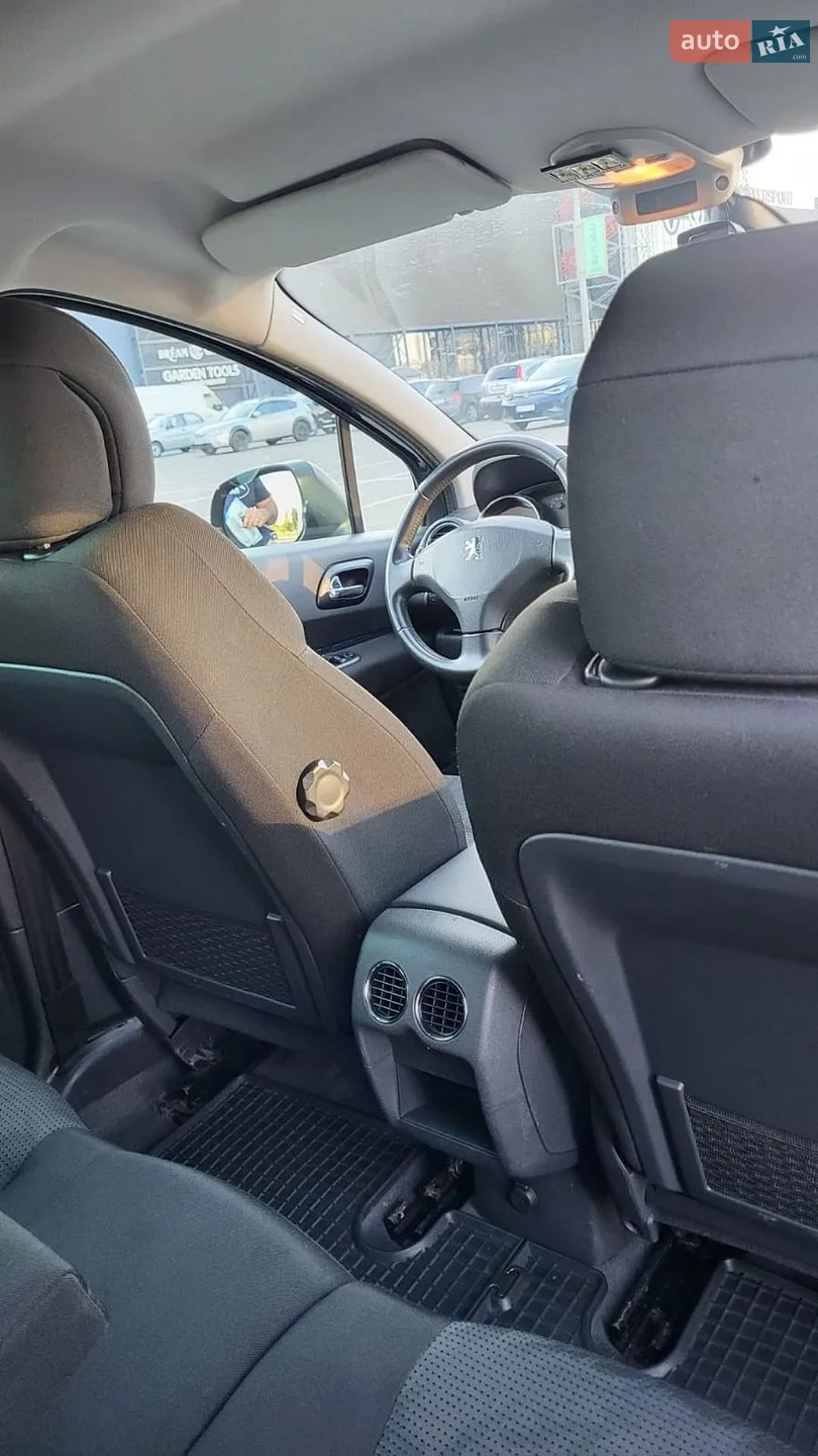 2011 Peugeot 3008 - мініатюра 9