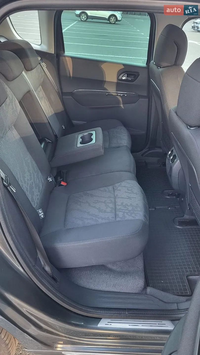 2011 Peugeot 3008 - мініатюра 8