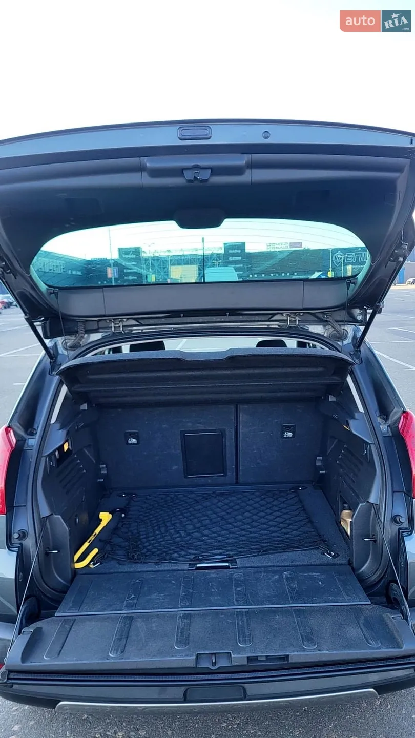 2011 Peugeot 3008 - мініатюра 12