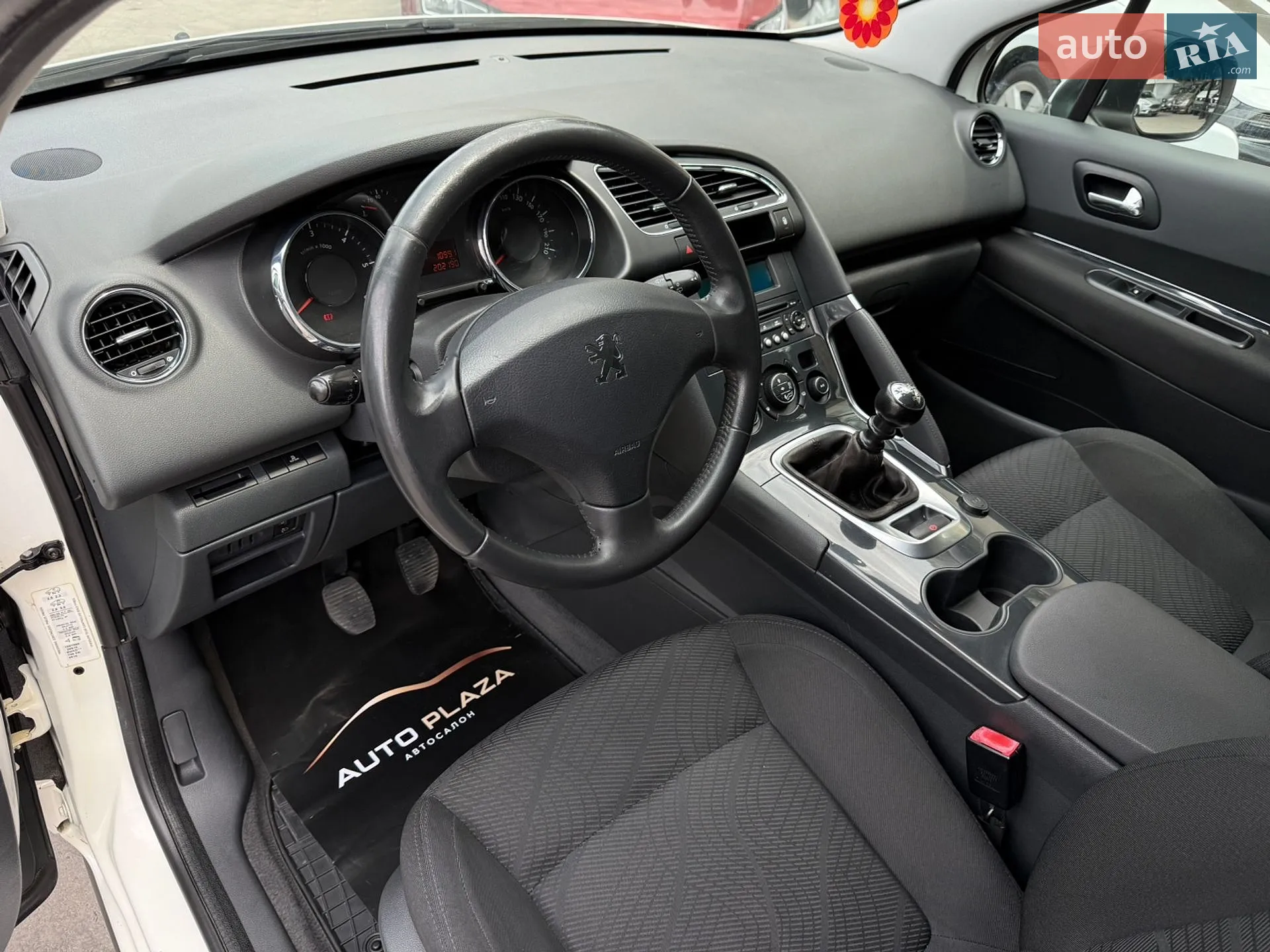 2011 Peugeot 3008 - мініатюра 28