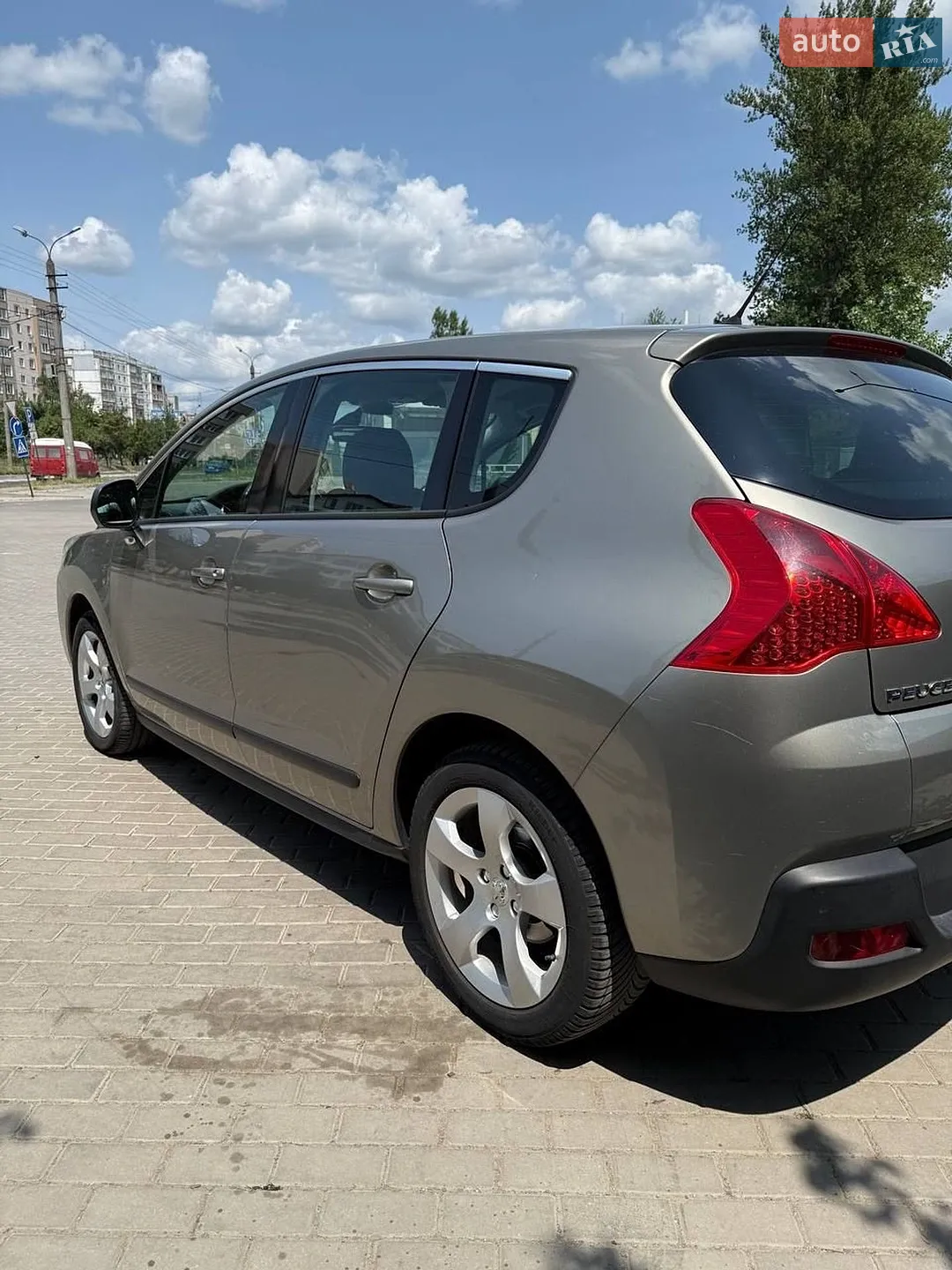 2012 Peugeot 3008 - мініатюра 3