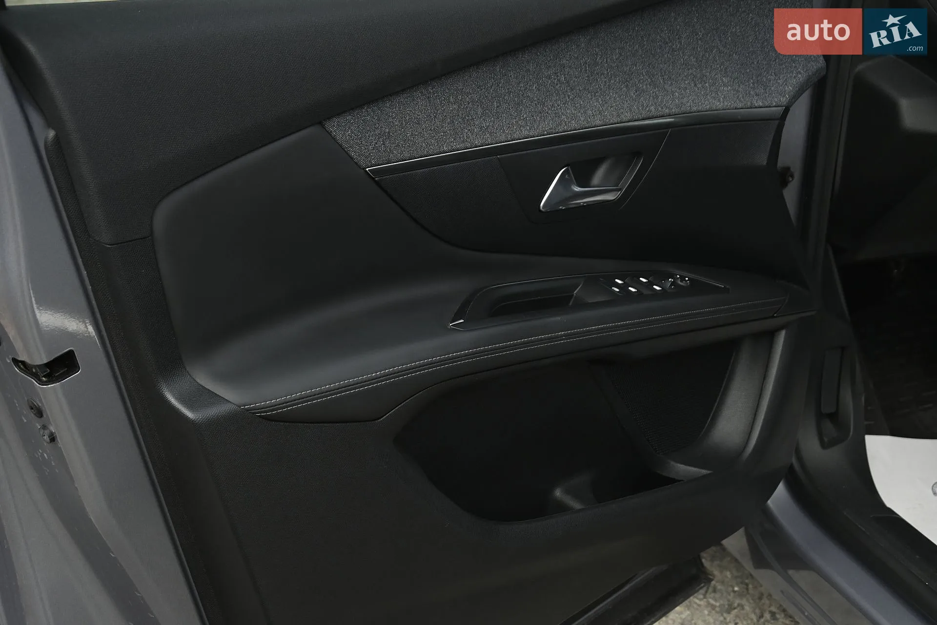2018 Peugeot 3008 - мініатюра 11