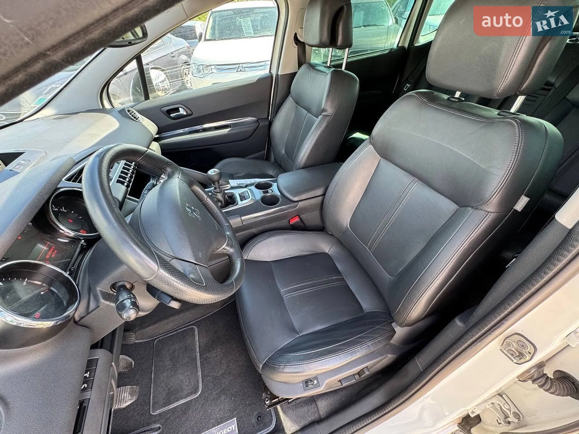 2011 Peugeot 3008 - мініатюра 28