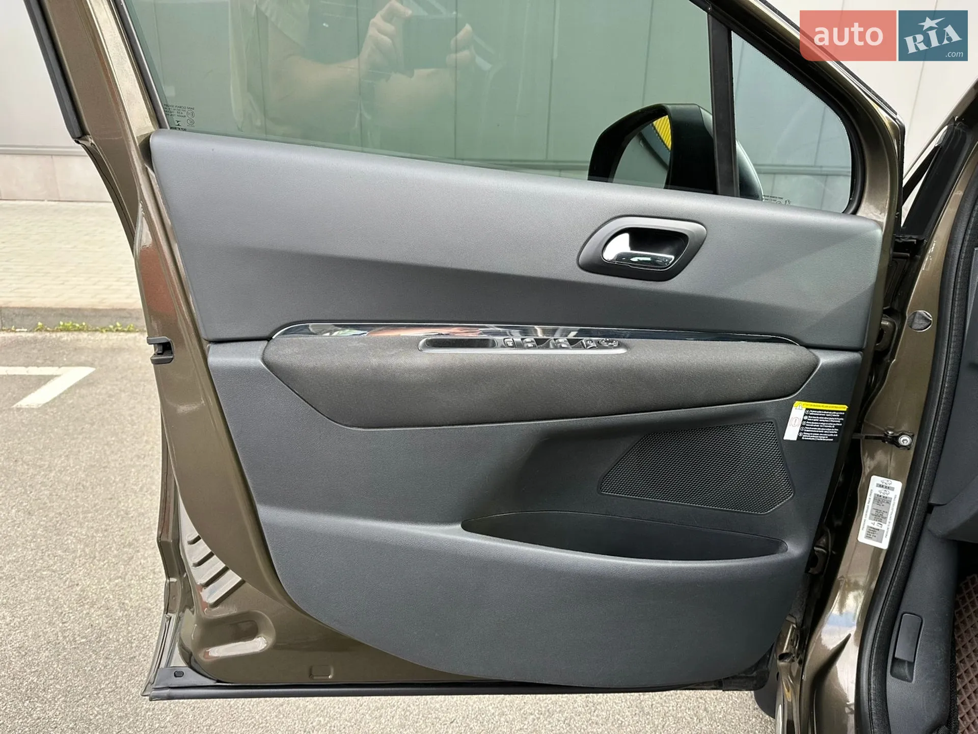 2011 Peugeot 3008 - мініатюра 18