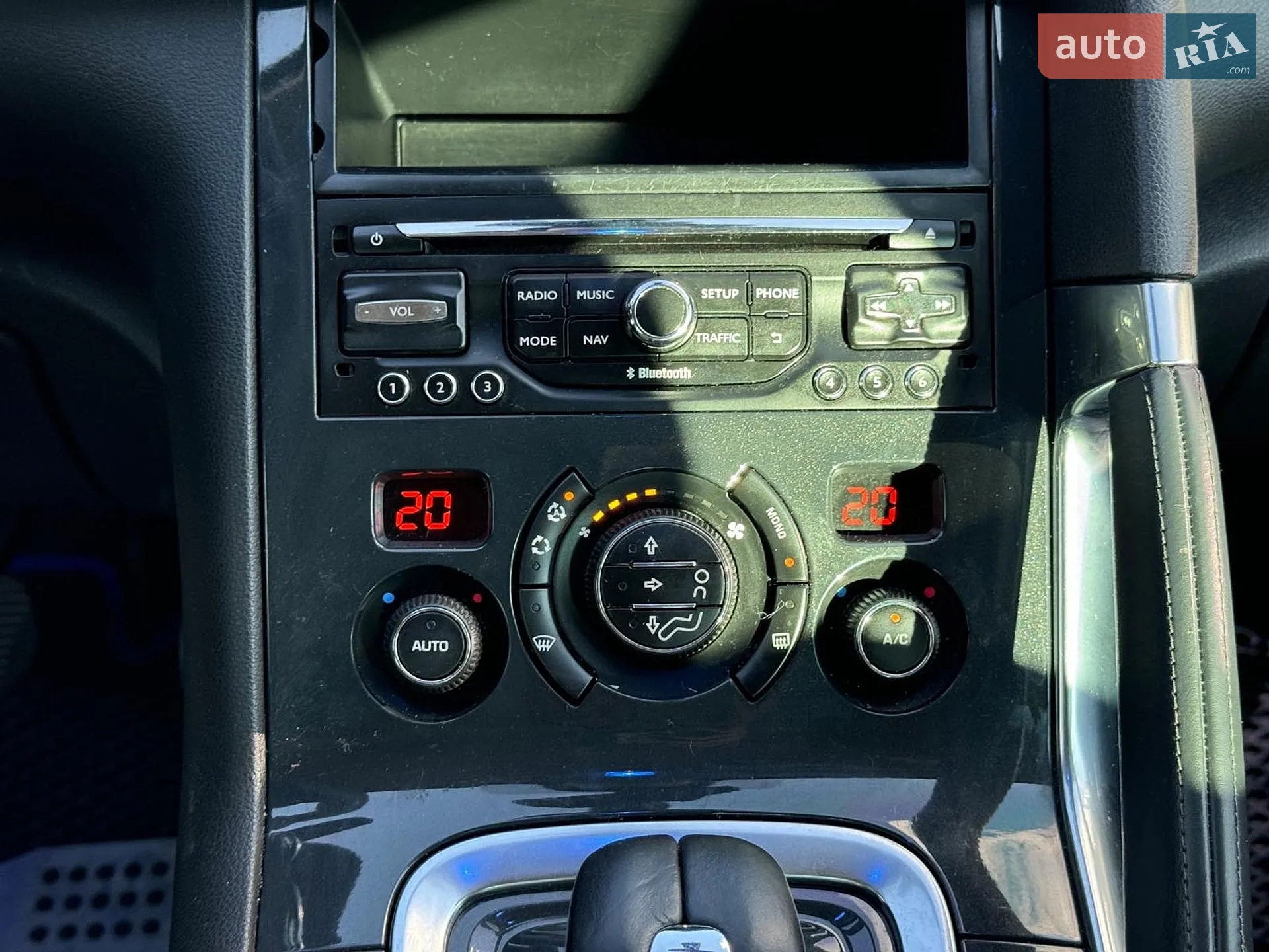 2014 Peugeot 3008 - мініатюра 27