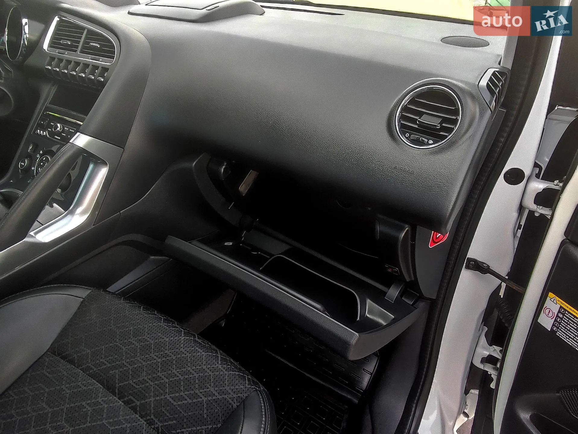 2014 Peugeot 3008 - мініатюра 36