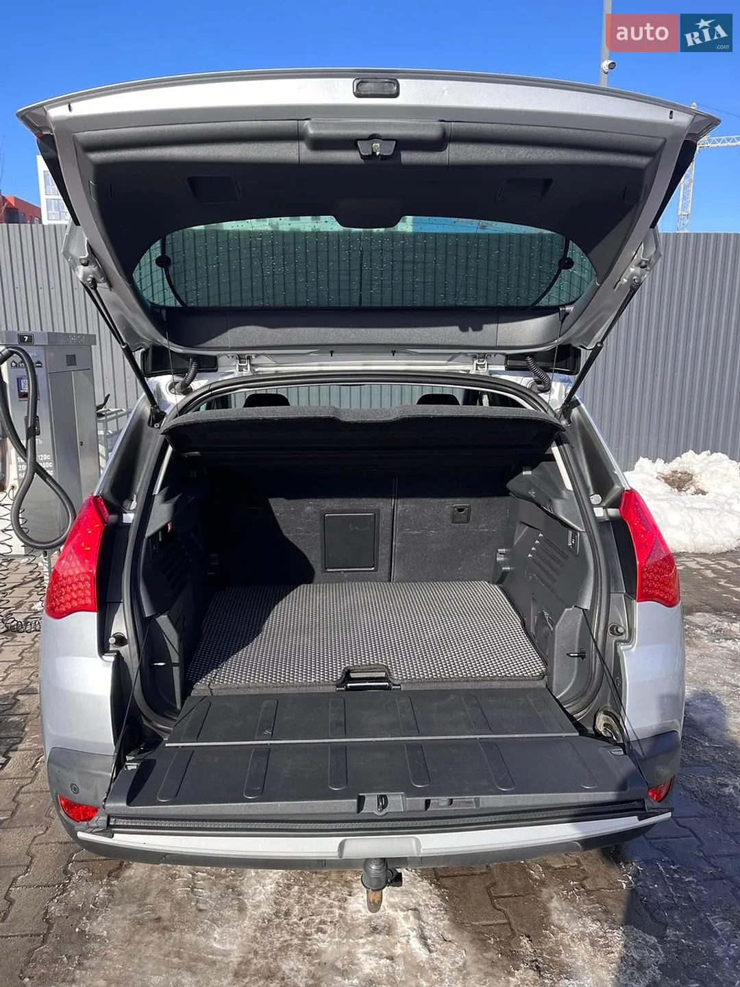 2011 Peugeot 3008 - мініатюра 12