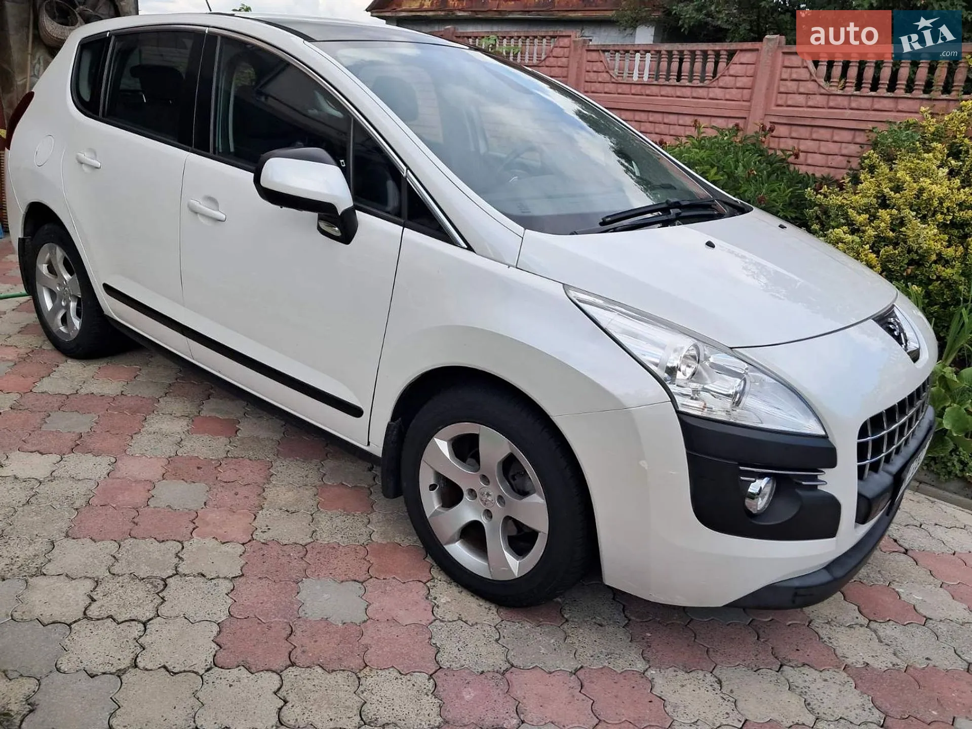 2011 Peugeot 3008 - мініатюра 2