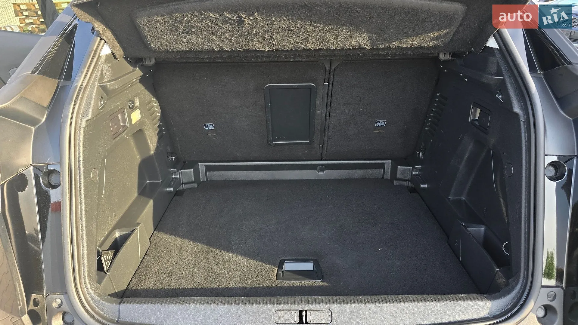 2019 Peugeot 3008 - мініатюра 13