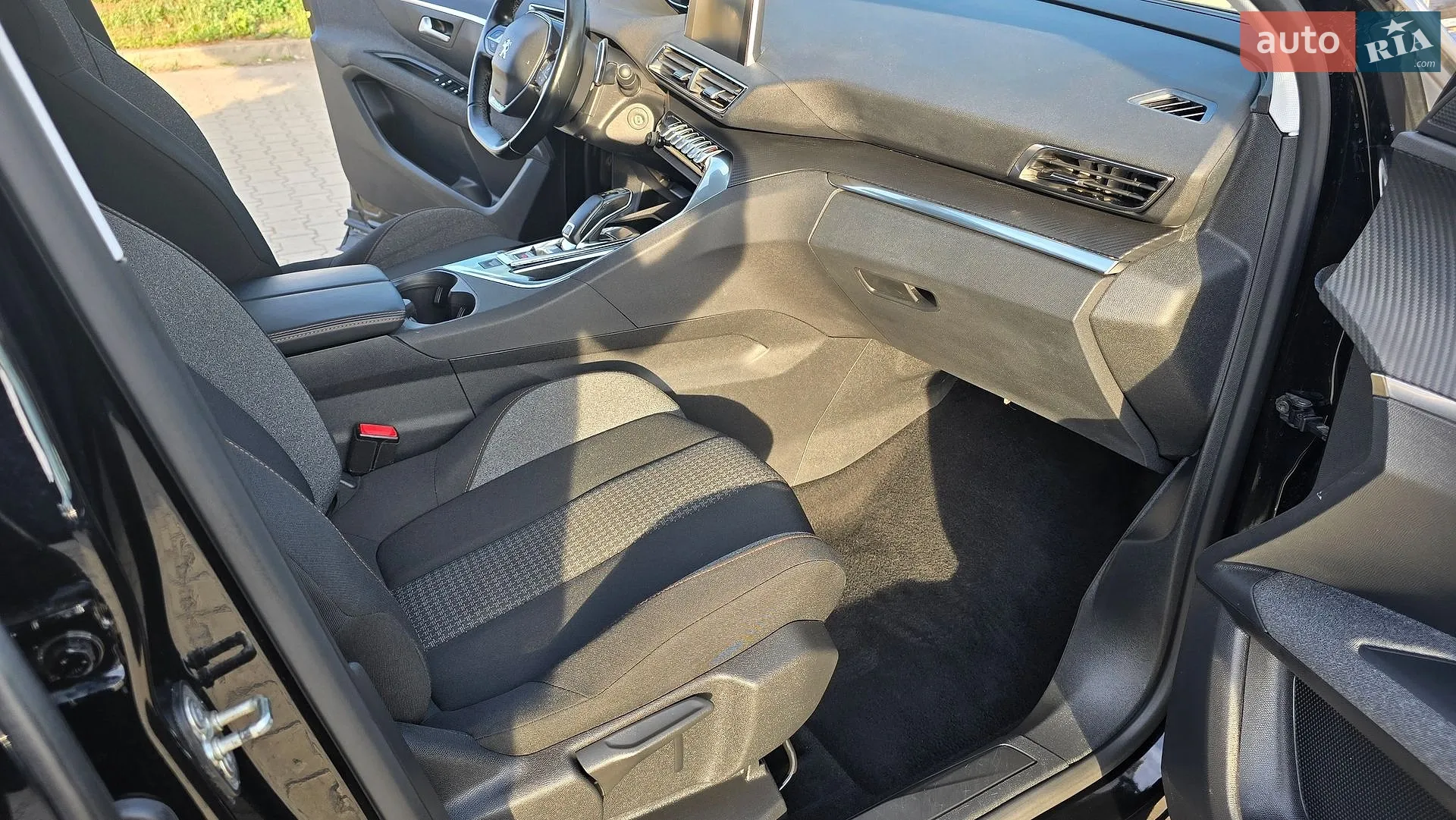 2019 Peugeot 3008 - мініатюра 18