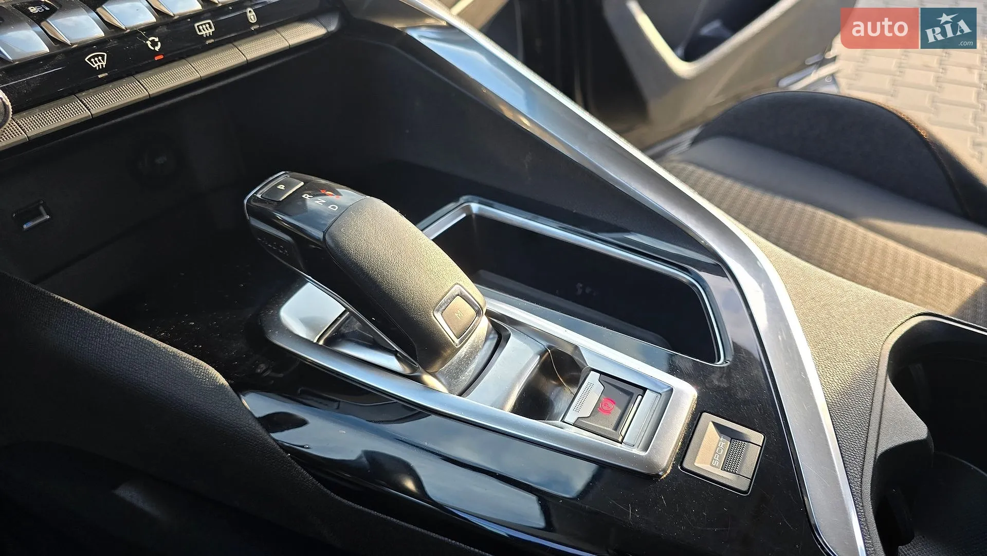 2019 Peugeot 3008 - мініатюра 29