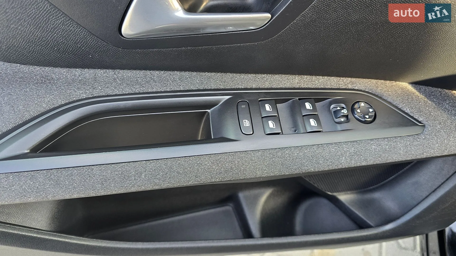 2019 Peugeot 3008 - мініатюра 30