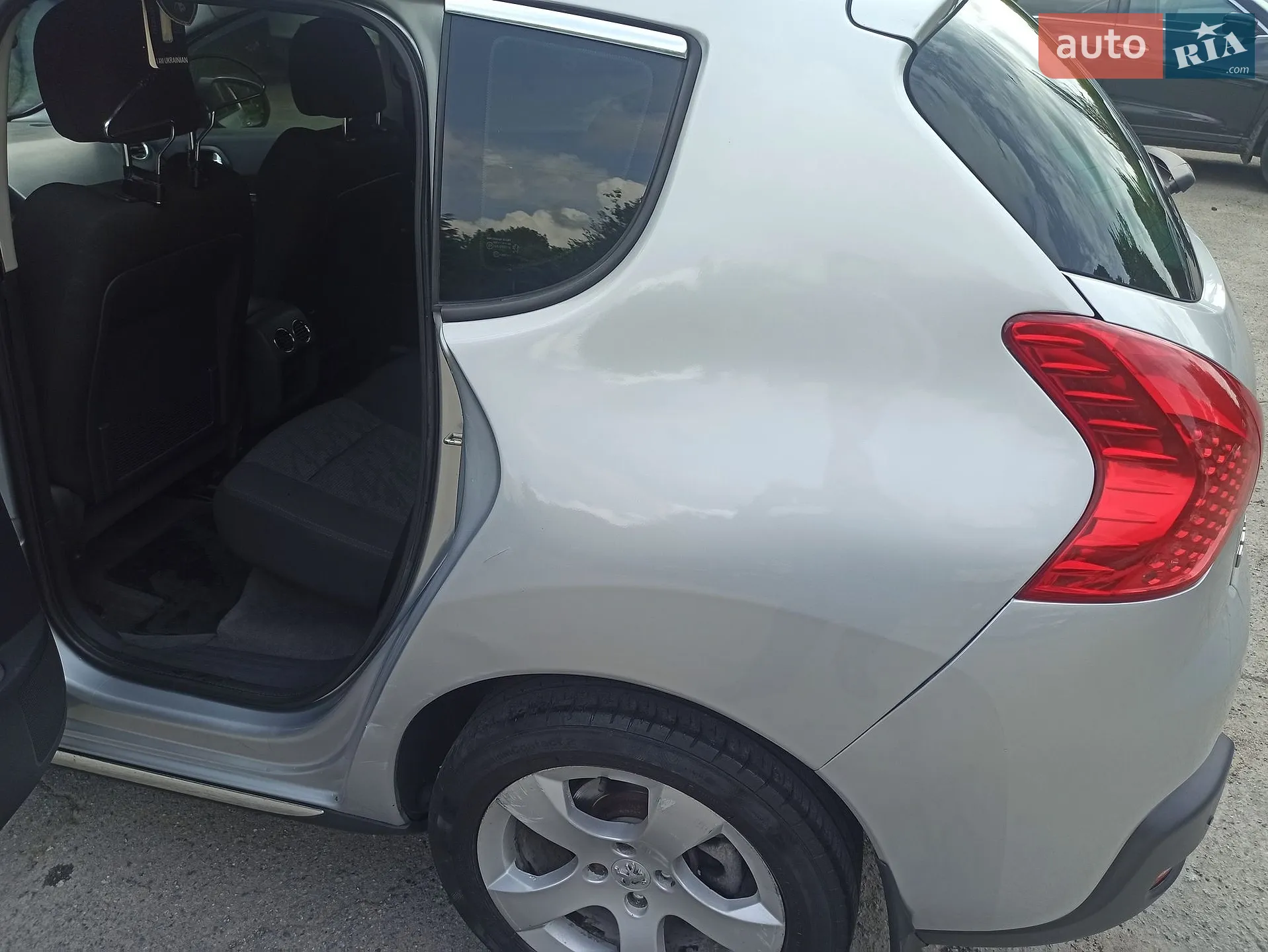 2011 Peugeot 3008 - мініатюра 10