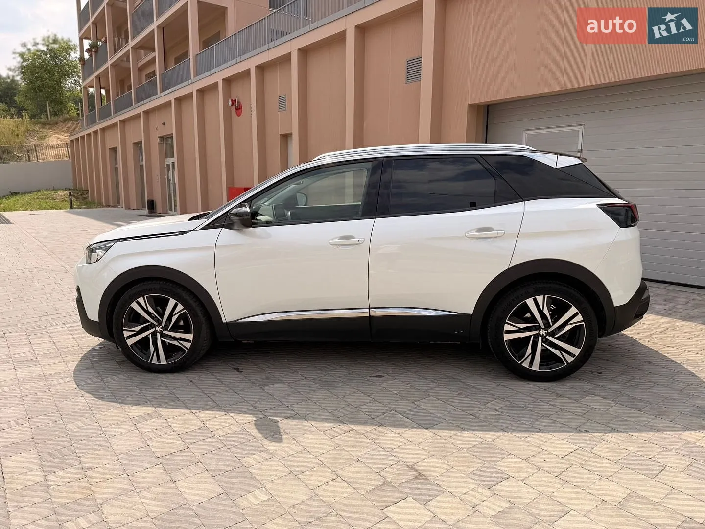 2017 Peugeot 3008 - мініатюра 3