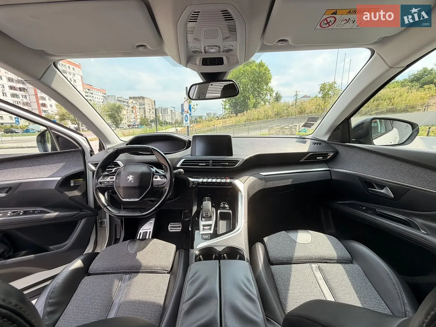 2017 Peugeot 3008 - мініатюра 12