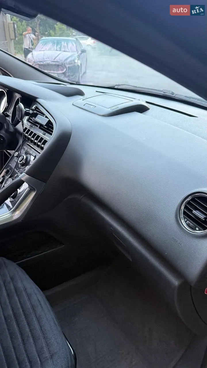 2011 Peugeot 3008 - мініатюра 33