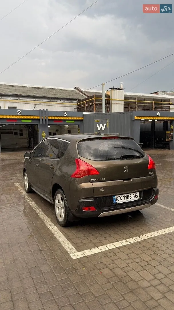 2012 Peugeot 3008 - мініатюра 3