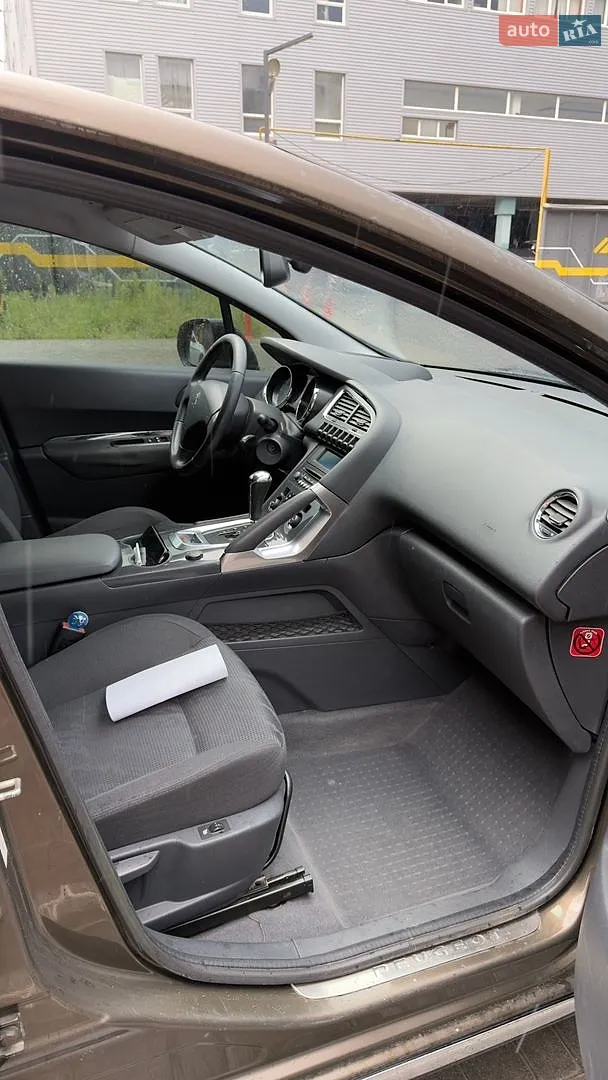 2012 Peugeot 3008 - мініатюра 8