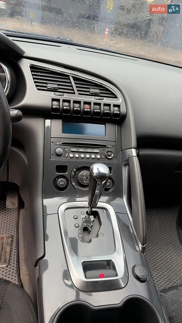 2012 Peugeot 3008 - мініатюра 13