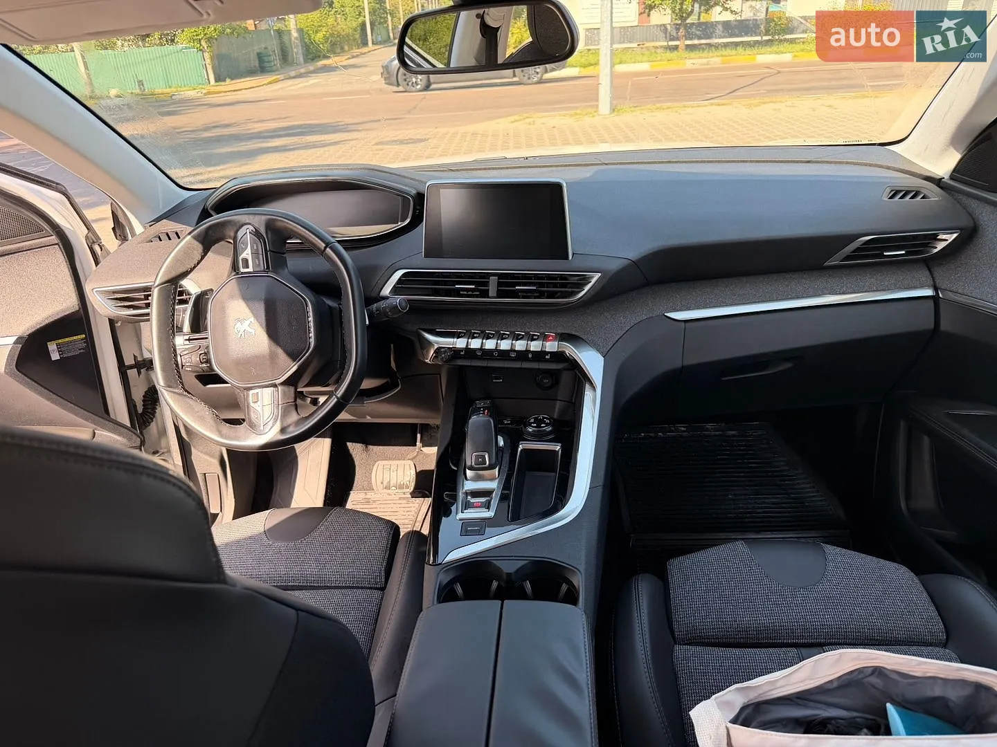 2017 Peugeot 3008 - мініатюра 11