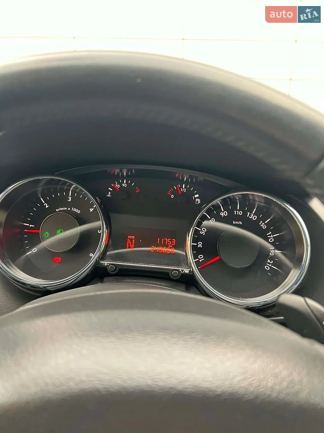 2013 Peugeot 3008 - мініатюра 12