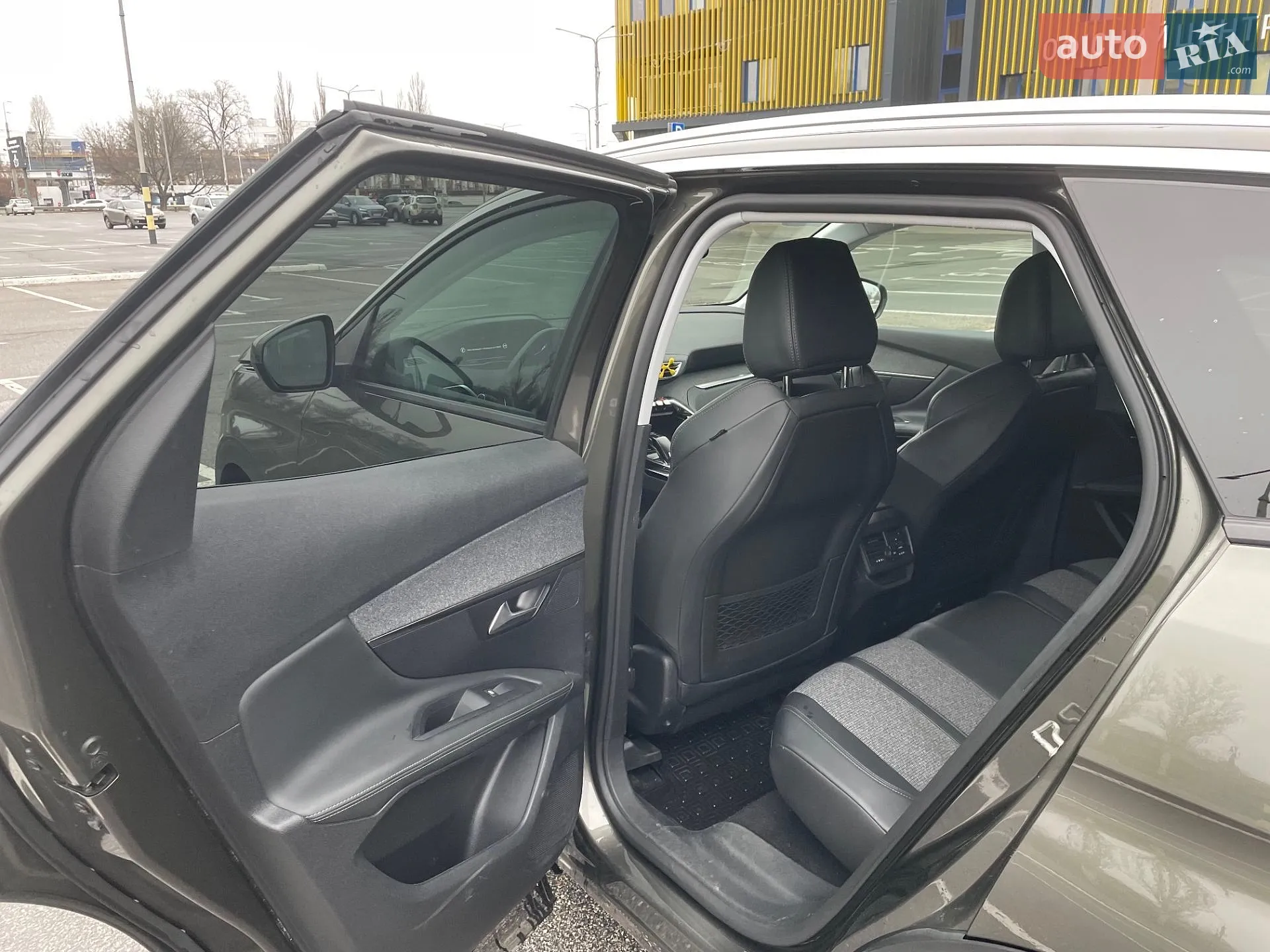 2019 Peugeot 3008 - мініатюра 12