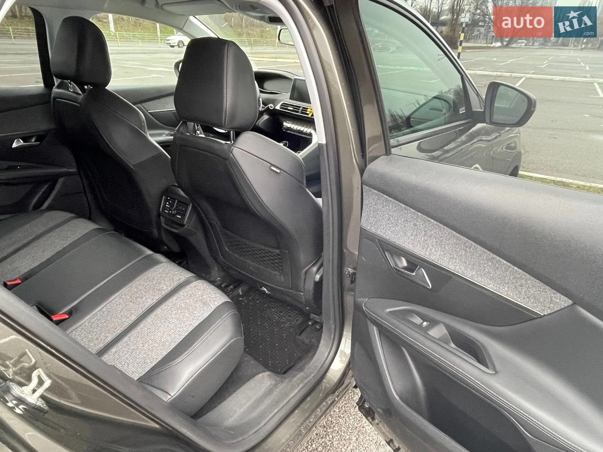 2019 Peugeot 3008 - мініатюра 17