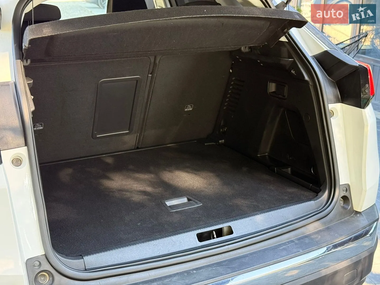 2016 Peugeot 3008 - мініатюра 18