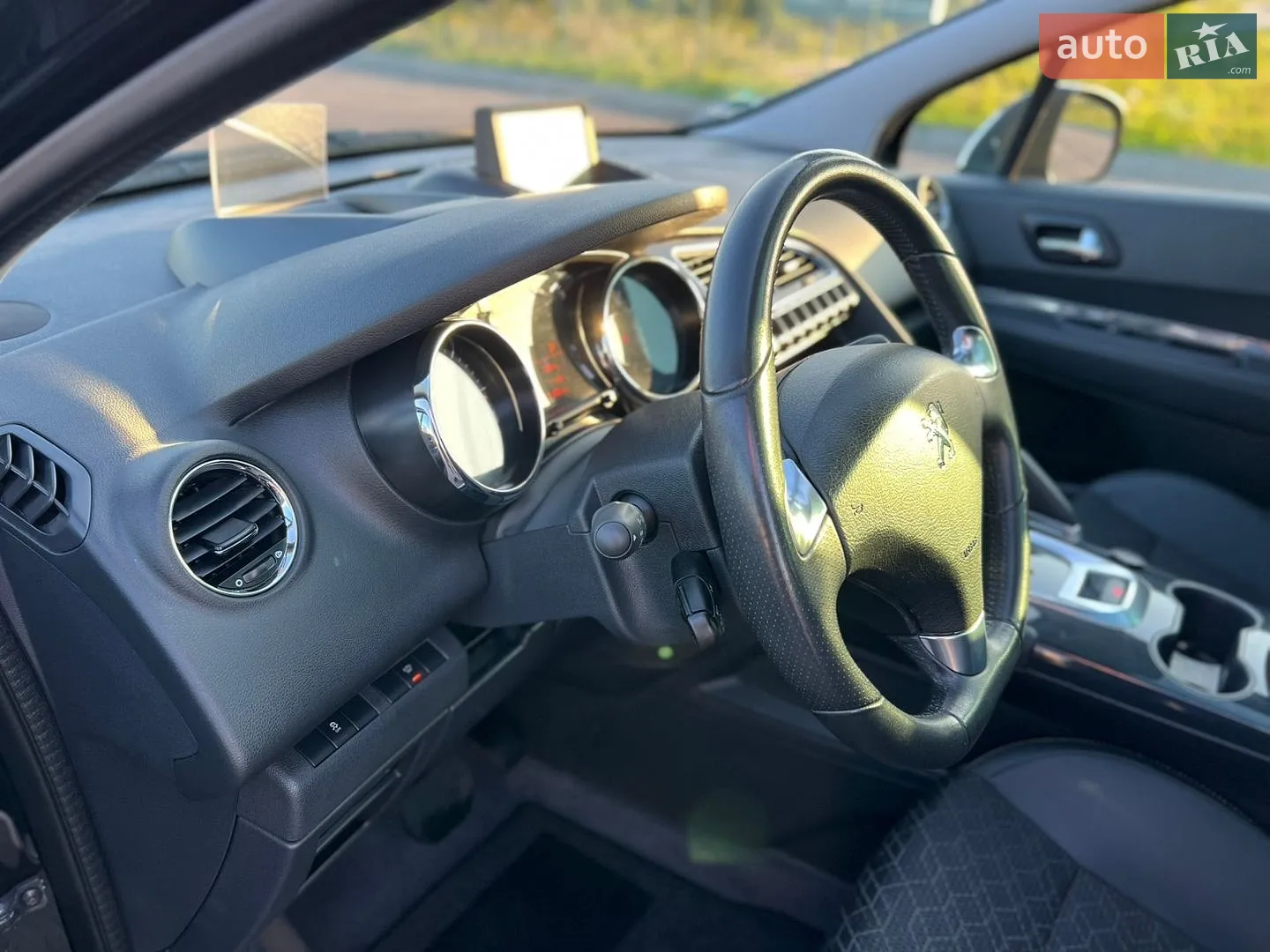 2015 Peugeot 3008 - мініатюра 16