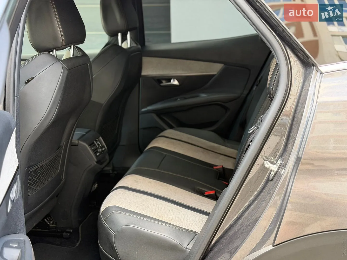 2021 Peugeot 3008 - мініатюра 28