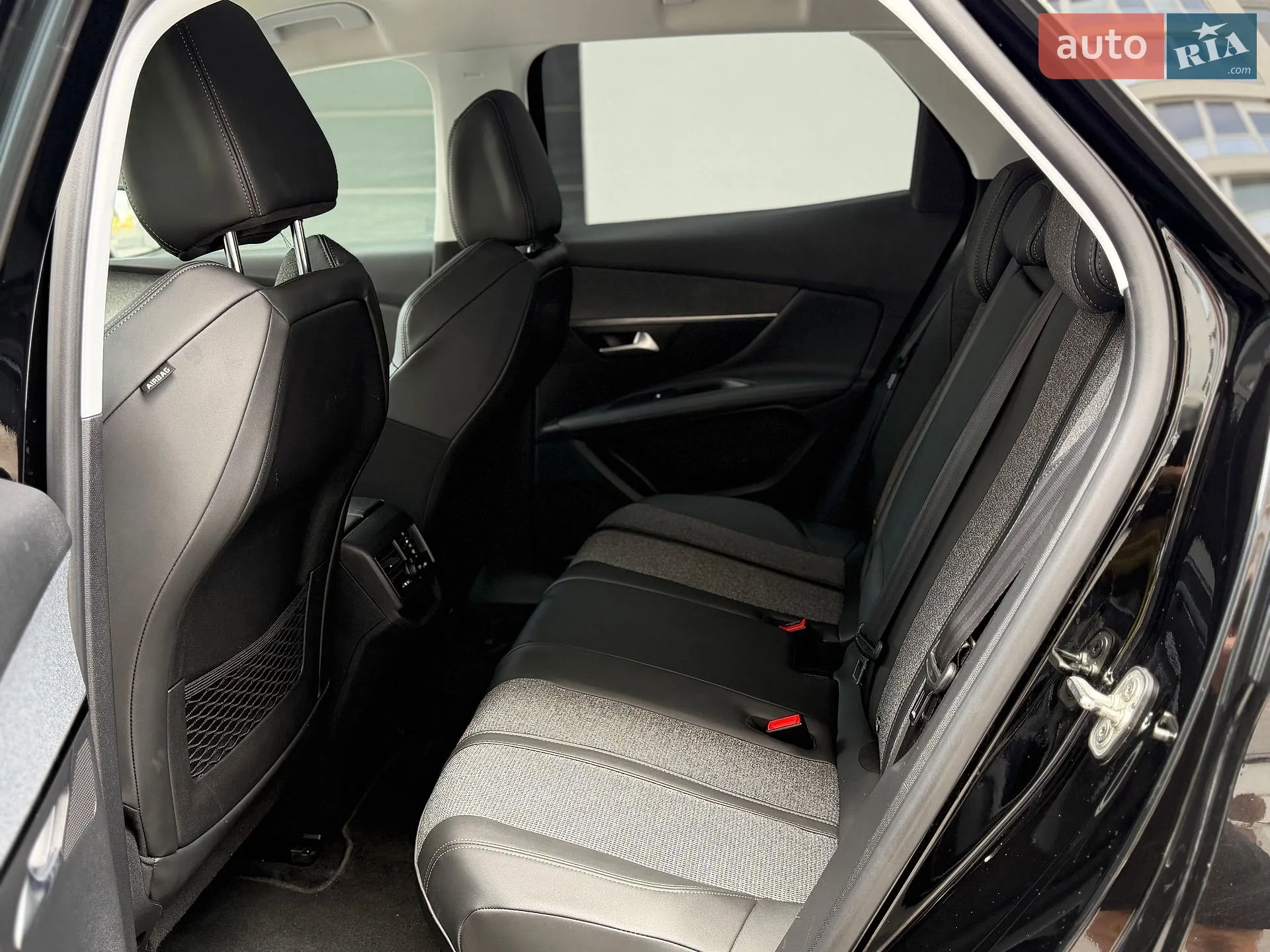 2020 Peugeot 3008 - мініатюра 24