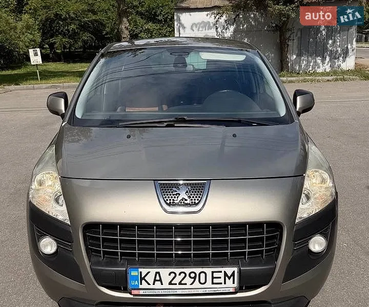 Peugeot 3008 2012
